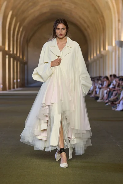 Look 34